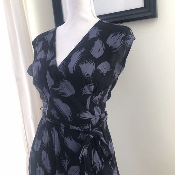 { Leith } Tie Waist Print Jumpsuit - Picture 5 of 10